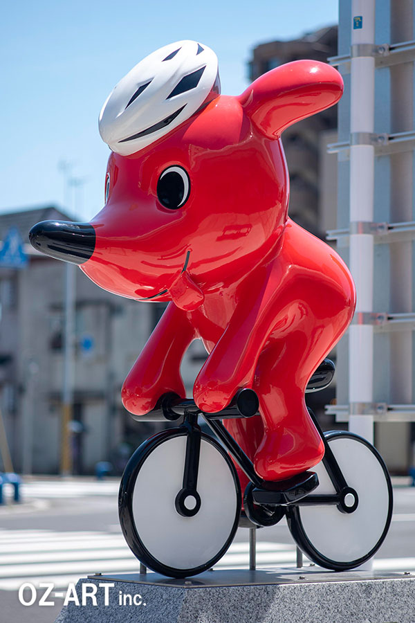 「太平洋岸自転車道起点モニュメント」千葉県キャラクター　チーバくん