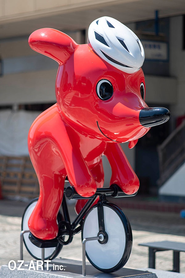 「太平洋岸自転車道起点モニュメント」千葉県キャラクター　チーバくん